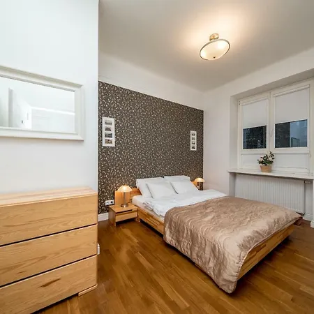 Apartrooms Dmochowskiego 홈스테이 *
